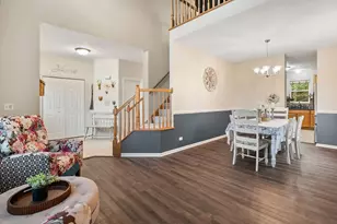 2214 W Waterford Ct, Round Lake, IL 60073 - Photo 5