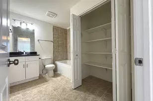 997 Regent Dr, Matteson, IL 60443 - Photo 17