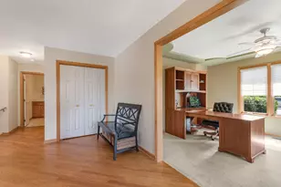 12198 Oxford Ct, Lemont, IL 60439 - Photo 9