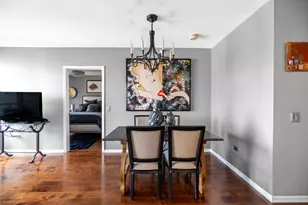 630 N State St, Chicago, IL 60654 - Photo 9