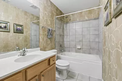 10 Thomas Court, Grayslake, IL 60030 - Photo 17