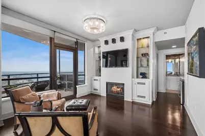 600 N Lake Shore Drive #2411, Chicago, IL 60611 - Photo 9