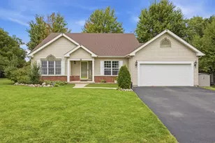 1266 Amber Ct, Woodstock, IL 60098 - Photo 1