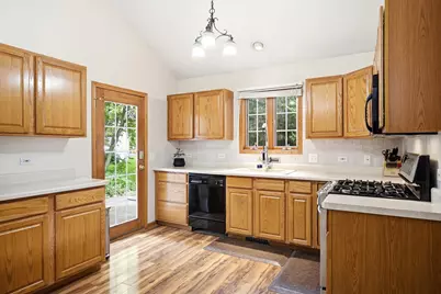 1266 Amber Court, Woodstock, IL 60098 - Photo 11