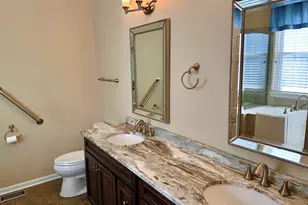 1896 School House Ln, Aurora, IL 60506 - Photo 15