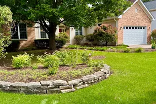 1896 School House Ln, Aurora, IL 60506 - Photo 3
