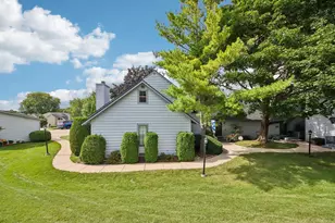 736 Glen Way, Gurnee, IL 60031 - Photo 29