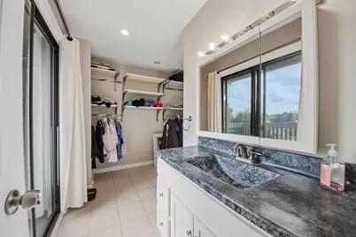 736 Glen Way, Gurnee, IL 60031 - Photo 21