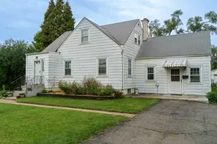 1686 Lunt Ave, Des Plaines, IL 60018 - Photo 1