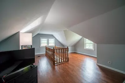 1686 Lunt Avenue, Des Plaines, IL 60018 - Photo 11