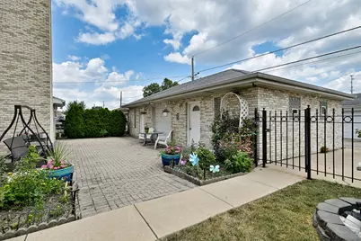 2511 N 74th Avenue #3, Elmwood Park, IL 60707 - Photo 39