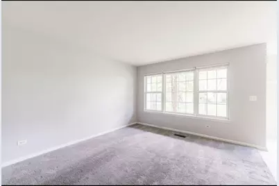 1202 N Red Oak Circle #2, Round Lake Beach, IL 60073 - Photo 3