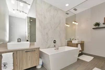 1617 W Grand Avenue #1W, Chicago, IL 60622 - Photo 13