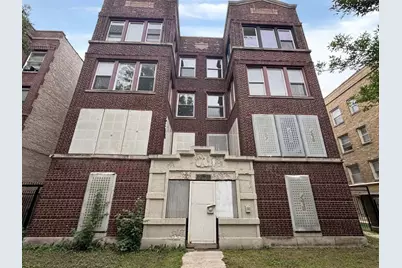 7136 S East End Avenue, Chicago, IL 60649 - Photo 1
