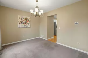 5481 Parkside Ct, Gurnee, IL 60031 - Photo 15