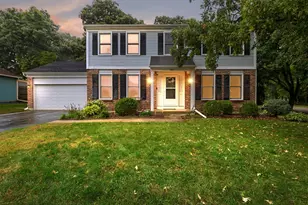 5481 Parkside Ct, Gurnee, IL 60031 - Photo 1