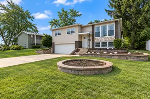 7410 Hawthorne Ave, Woodridge, IL 60517 - Photo 3