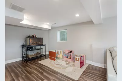 7410 Hawthorne Avenue, Woodridge, IL 60517 - Photo 19