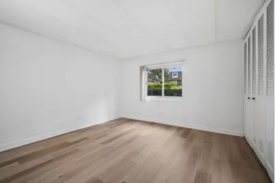 3852 S Parkway Drive #1E, Northbrook, IL 60062 - Photo 15