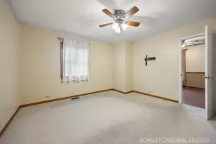28W634 Malvin Albright St, Warrenville, IL 60555 - Photo 9
