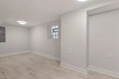 2231 W 71st Street, Chicago, IL 60636 - Photo 11