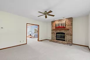 606 Lenox Ct, Champaign, IL 61822 - Photo 19
