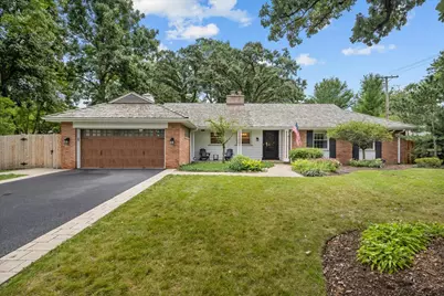 975 Inverlieth Terrace, Lake Forest, IL 60045 - Photo 1