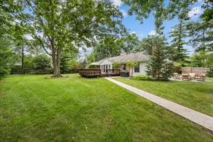 975 Inverlieth Terrace, Lake Forest, IL 60045 - Photo 23