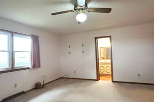 1698 E 1400 North Rd, Watseka, IL 60970 - Photo 23