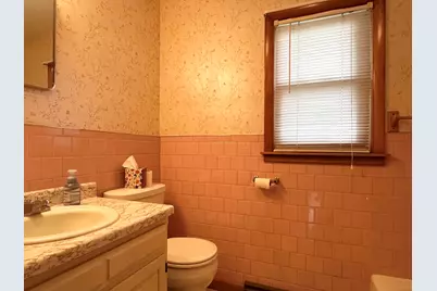 1698 E 1400 North Road, Watseka, IL 60970 - Photo 19