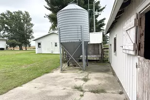 1698 E 1400 North Rd, Watseka, IL 60970 - Photo 55
