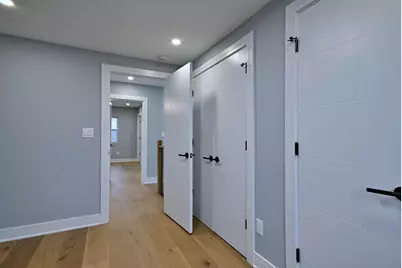 8321 W Ballard Road, Niles, IL 60714 - Photo 35