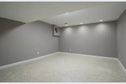 6756 N Keating Avenue, Lincolnwood, IL 60712 - Photo 15