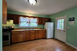 612 Page Ave, Elgin, IL 60120 - Photo 5