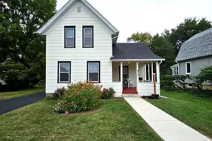 612 Page Ave, Elgin, IL 60120 - Photo 1