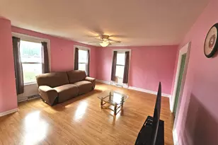 612 Page Ave, Elgin, IL 60120 - Photo 3
