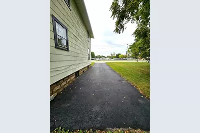 612 Page Avenue, Elgin, IL 60120 - Photo 17