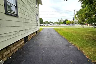 612 Page Ave, Elgin, IL 60120 - Photo 17