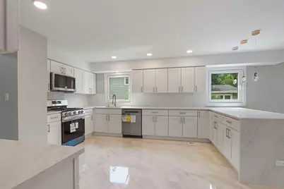 713 Dawes Street, Libertyville, IL 60048 - Photo 19