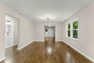 18462 Gottschalk Ave, Homewood, IL 60430 - Photo 5