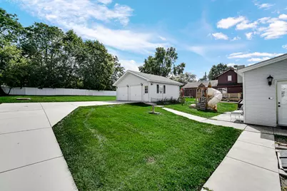 624 S Hamilton Street, Lockport, IL 60441 - Photo 5