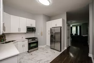 735 E 50th St, Chicago, IL 60615 - Photo 7