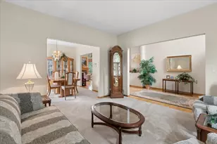 20 Bridlepath Dr, Lindenhurst, IL 60046 - Photo 3