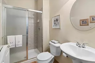 20 Bridlepath Dr, Lindenhurst, IL 60046 - Photo 13
