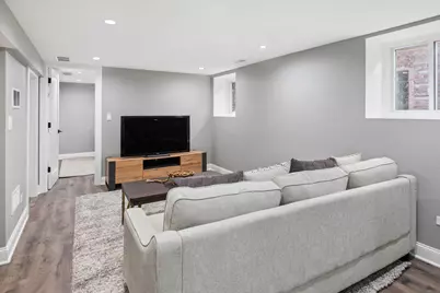 5152 W Warwick Avenue, Chicago, IL 60641 - Photo 23