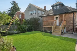 5152 W Warwick Ave, Chicago, IL 60641 - Photo 29
