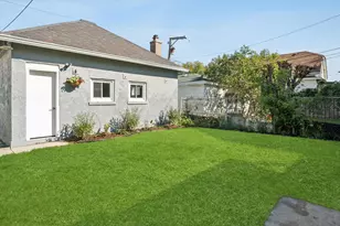 5152 W Warwick Ave, Chicago, IL 60641 - Photo 31