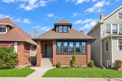 5152 W Warwick Avenue, Chicago, IL 60641 - Photo 1