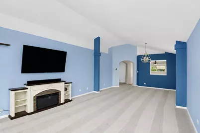 31802 McCormick Lane #31802, Warrenville, IL 60555 - Photo 3