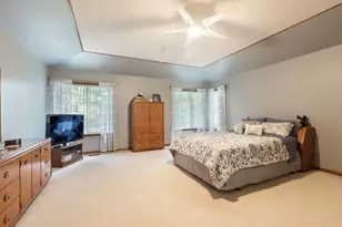 556 Prescott Ln, Gurnee, IL 60031 - Photo 13